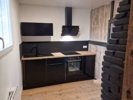 appartement 50m2 rénové avec terrain privatif