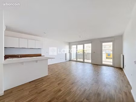 appartement 3 pièces 67 m²