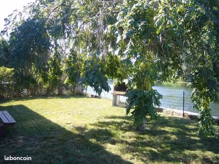 appartement de 106m² avec jardin privatif au bord du loing