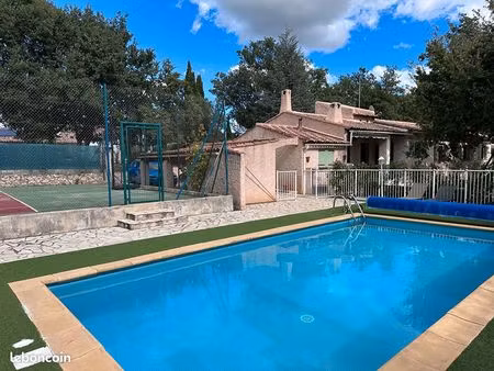 villa entièrement rénovée