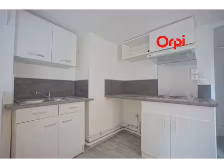 location appartement 3 pièces 44 m² à bernay (27300)  549 €