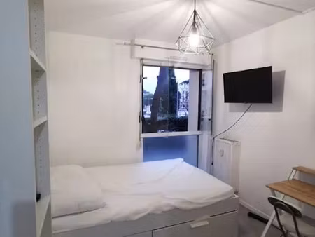 location meublée appartement 1 pièce 14 m² à montpellier (34000)  530 €