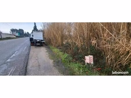 terrain agricole avec eau et électricité