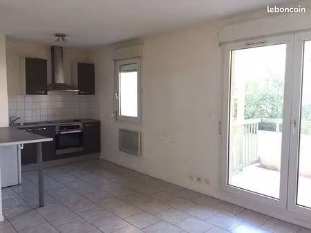 studio 32m2