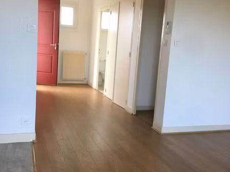 t3-63m²-balcon-garage