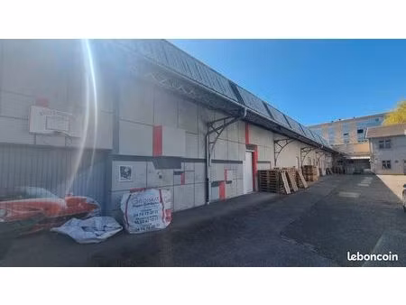 local 400 m² oyonnax
