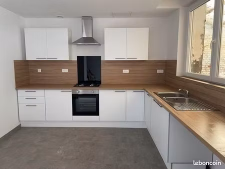 location maison avesnes les aubert