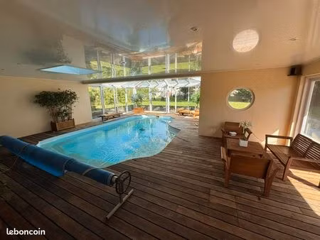 maison avec piscine bourg