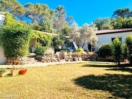 maison 6 pièces 179 m²