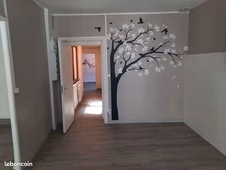 maison t4 centre tenay