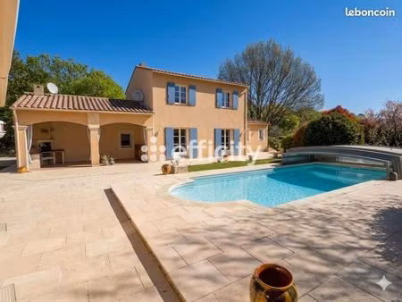 pavillon 5 pièces 171 m²