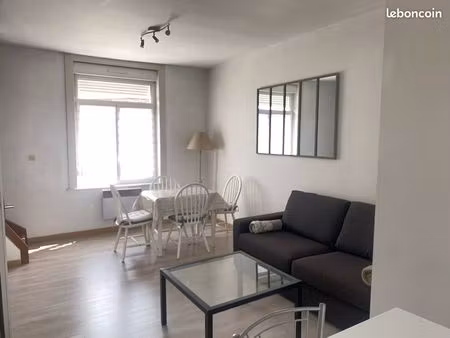 particulier loue appartement f3 duplex meublé (60m2) colocation
