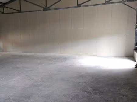 bureaux 300 m² apt