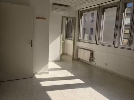local 34 m² cavaillon