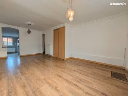 à louer – maison 1930 au cœur d'attiches (93 m²)