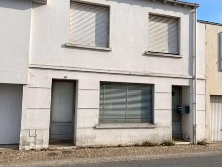 immeuble 4 pièces 87 m²