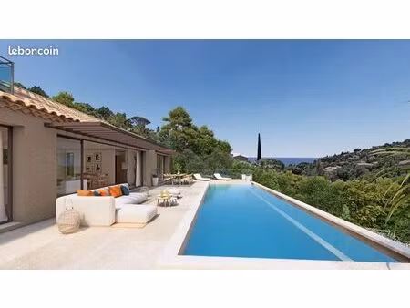 terrain avec pc purgé pour villa vue mer 260m2