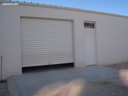 local de stockage à louer - 100m² - zone des playes