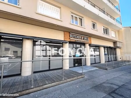 local commercial 216 m²
