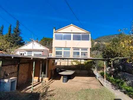 location t2 haut de villa au calme