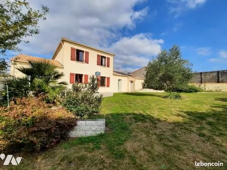 maison 7 pièces 157 m²