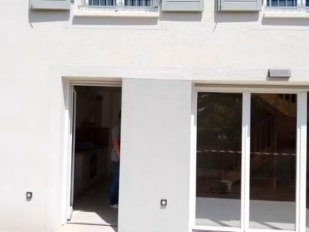 villa t4 neuve 81 m² – jardin  terrasse  garage – puget-sur-argens