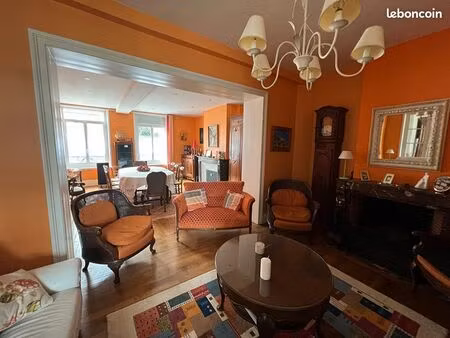 maison 14 pièces 307 m²