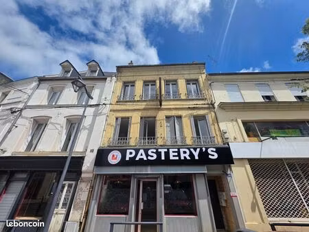immeuble 2 pièces 189 m²