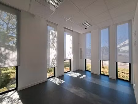 bureaux 204 m² la roche sur yon