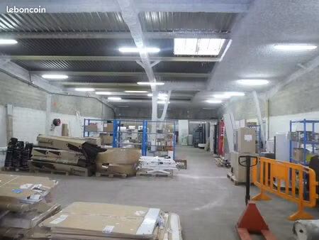 local commercial 729 m² la roche sur yon