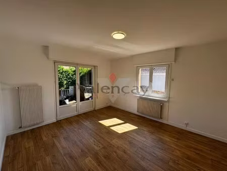 illzach 4p refait à neuf avec terrasse   garage dans une petite copropriété