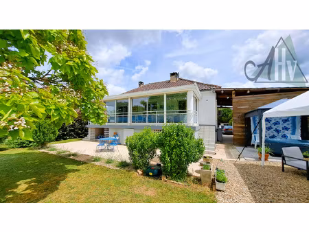 villeneuve sur yonne (89) - pavillon de 107 m2 avec 3 chambr