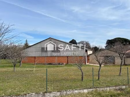 ensemble immobilier ( hangar + terrain constructible )