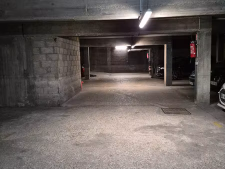 vente parking / box  10.50m²  saint