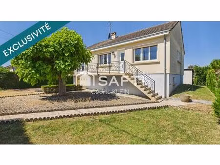 maison sur sous sol avec joli terrain