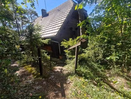 joli chalet orienté sud avec vu dégagée sur la vallée