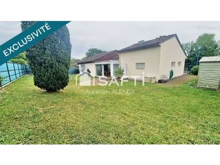 rare  maison de plain pied sans vis-à-vis avec double garage