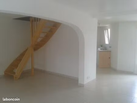 loue maison t3 à montaigu vendée
