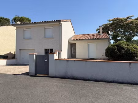 maison 5 pièces 108 .5 m2 avec garage et jardin