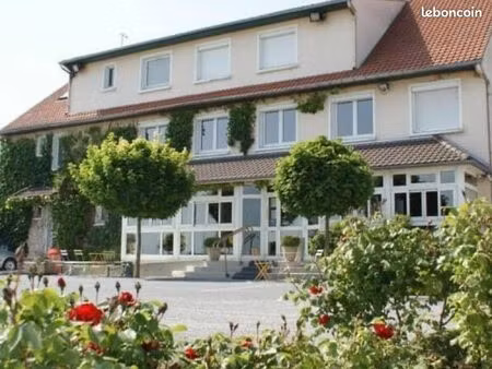 restaurant / hôtel