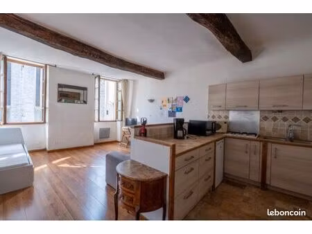 appartement au centre de forcalquier