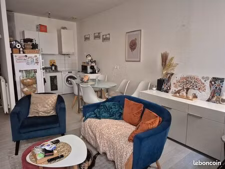 appartement t 4