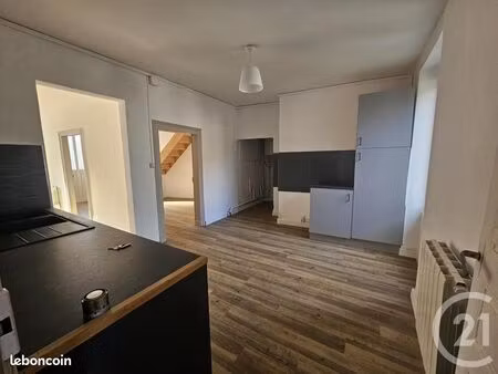maison 3 pièces 80 m²