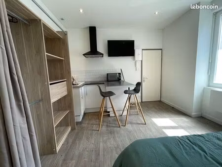 studio meublé