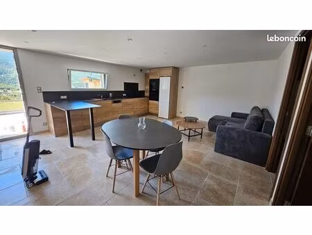 location guillestre