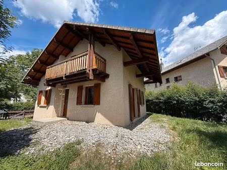 maison 3 pièces 60 m²