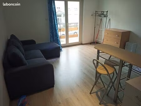 studio f1 meublé