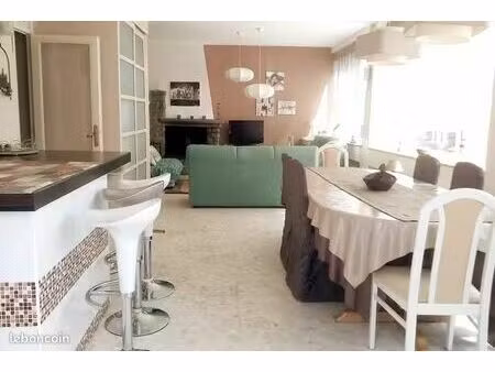 meublé  f3 avec jardin clos