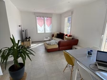 appartement au calme avec terrasse