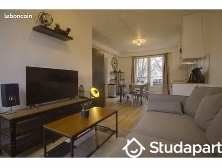 chambre 1 pièce 11 m²